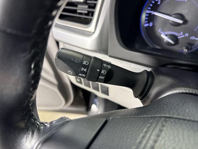 used 2018 Toyota Highlander car, priced at $21,495