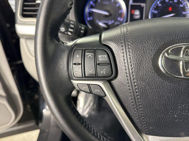 used 2018 Toyota Highlander car, priced at $21,495