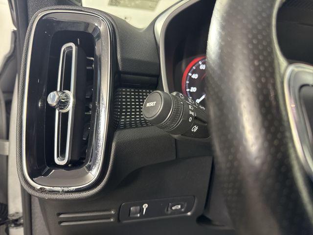 used 2019 Volvo XC40 car, priced at $14,995