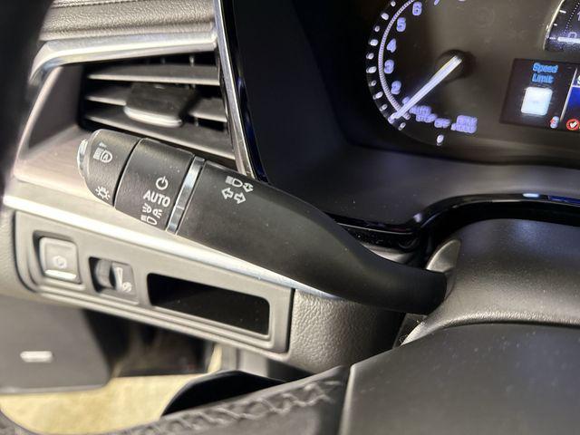 used 2019 Cadillac XT5 car, priced at $15,495