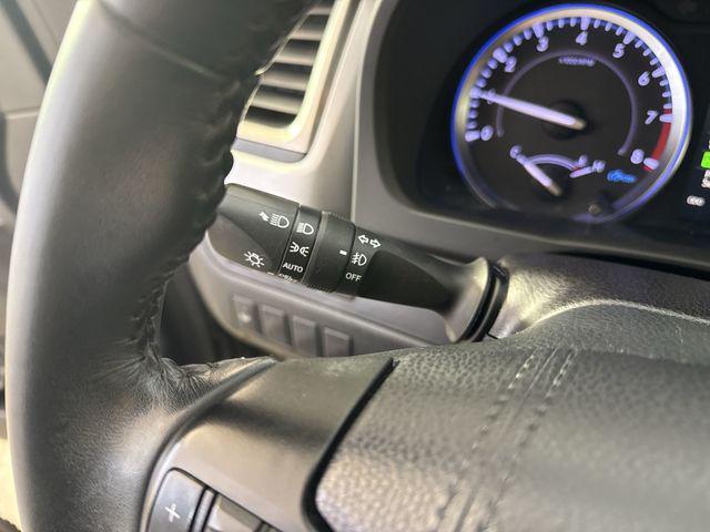 used 2019 Toyota Highlander car, priced at $21,495