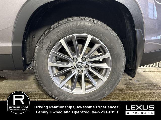 used 2019 Toyota Highlander car, priced at $21,495