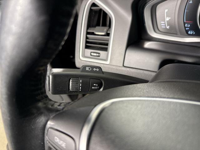 used 2015 Volvo XC60 car, priced at $8,995