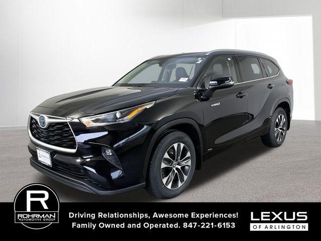 used 2021 Toyota Highlander Hybrid car, priced at $23,995