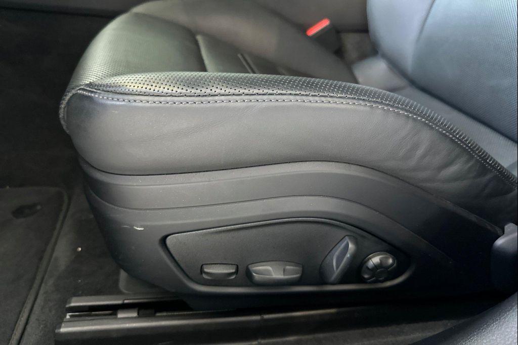 used 2022 Porsche Panamera car, priced at $155,888