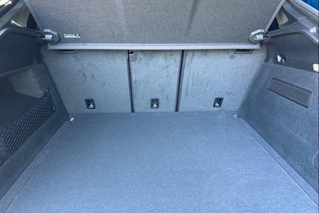 new 2025 Porsche Cayenne car, priced at $120,945