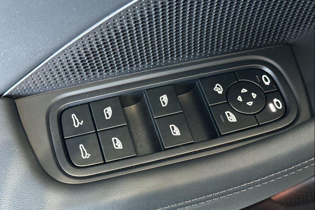 new 2025 Porsche Panamera car, priced at $128,615