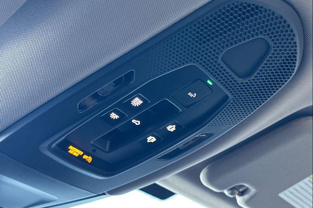 new 2026 Porsche Panamera car, priced at $127,950