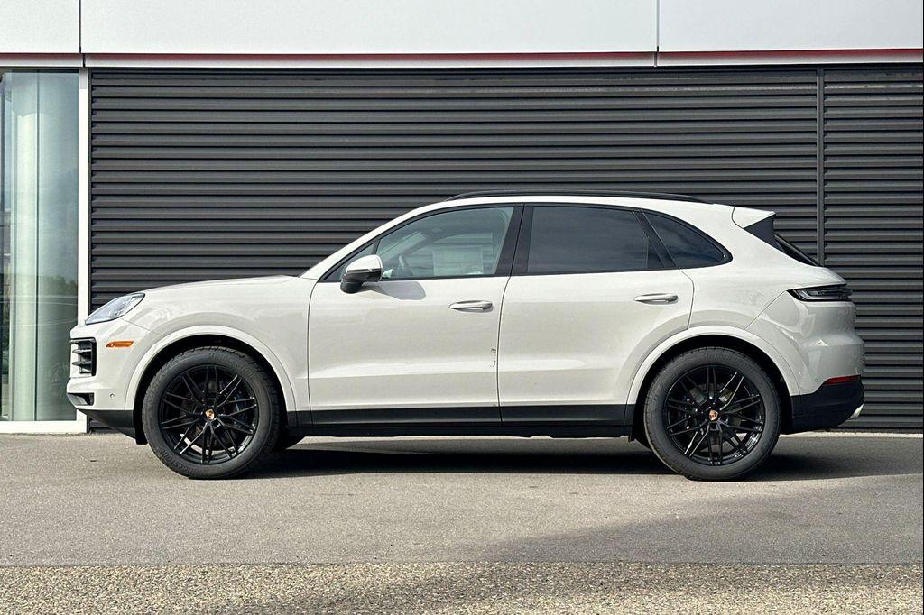 new 2026 Porsche Cayenne car, priced at $112,580