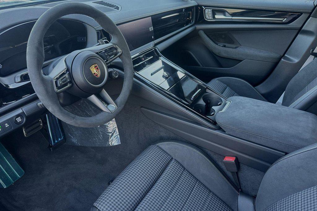 new 2025 Porsche Panamera car, priced at $131,595