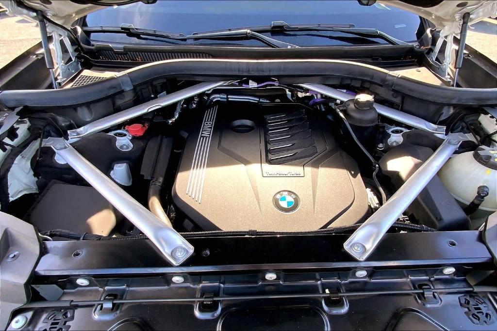 used 2022 BMW X7 car, priced at $53,038