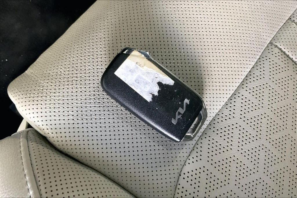 used 2023 Kia Sorento Hybrid car, priced at $34,769