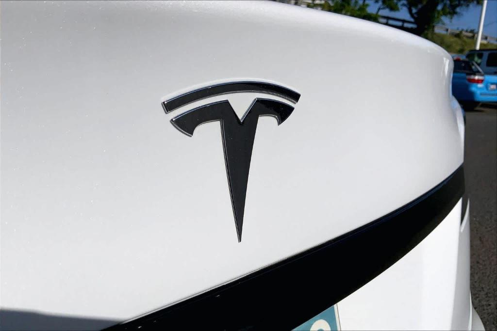 used 2022 Tesla Model S car, priced at $49,900