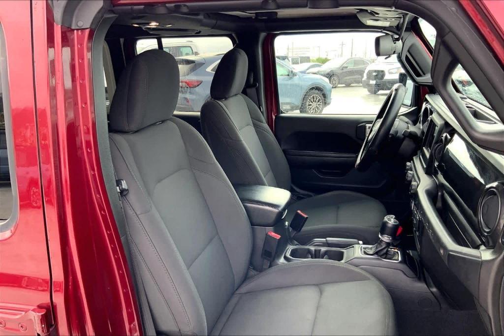 used 2021 Jeep Wrangler Unlimited car, priced at $26,921