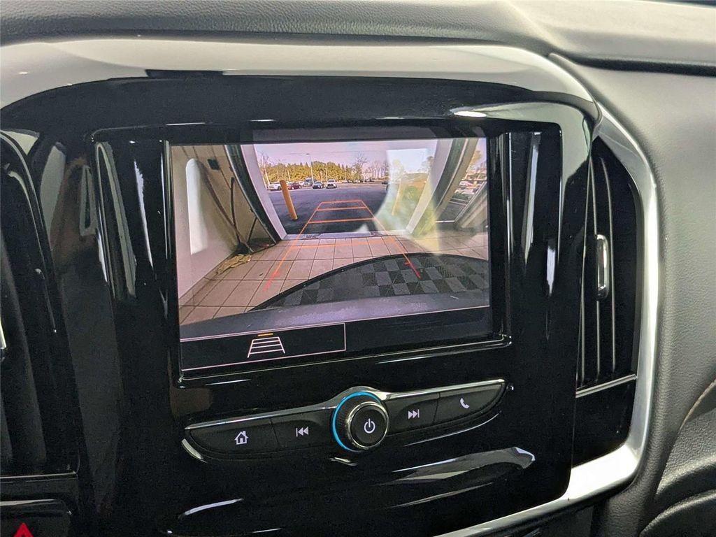 used 2020 Chevrolet Traverse car, priced at $16,000