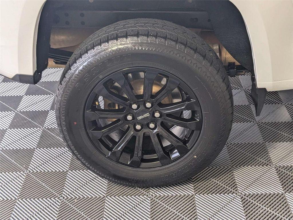used 2021 GMC Canyon car, priced at $21,000