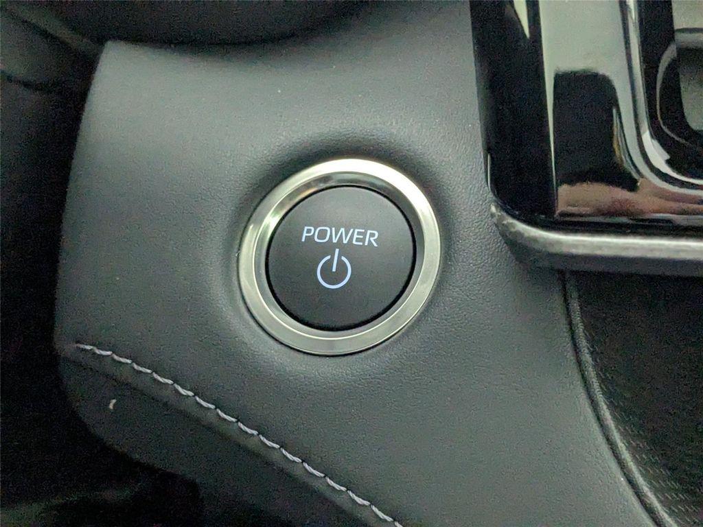 new 2026 Toyota Highlander Hybrid car, priced at $58,629