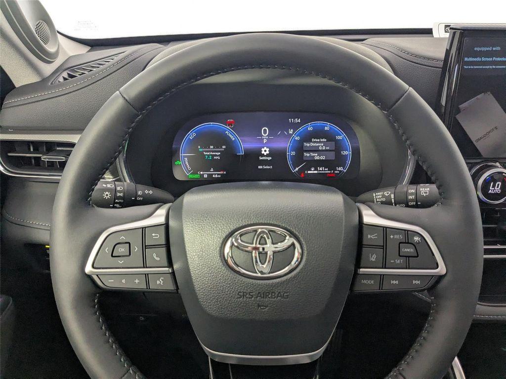 new 2026 Toyota Highlander Hybrid car, priced at $58,629
