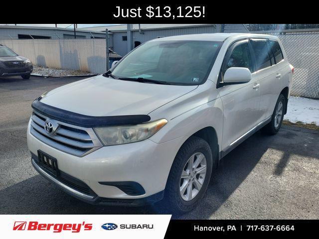 used 2013 Toyota Highlander car, priced at $13,125