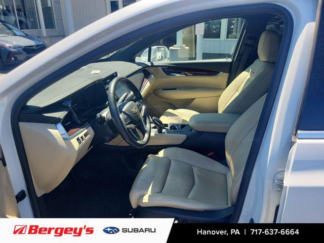 used 2017 Cadillac XT5 car, priced at $16,900