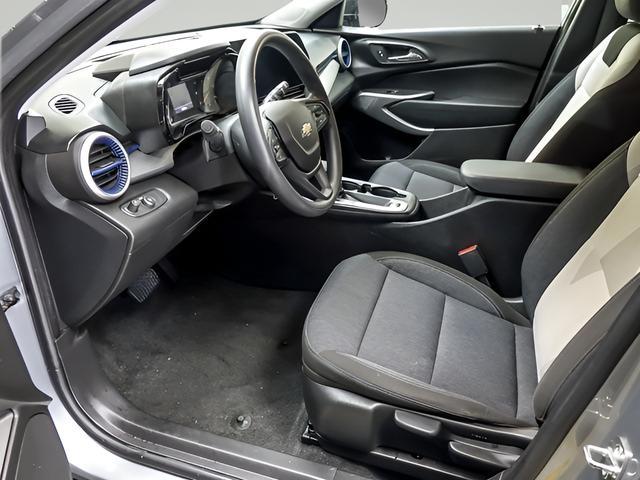 used 2024 Chevrolet Trax car, priced at $19,114