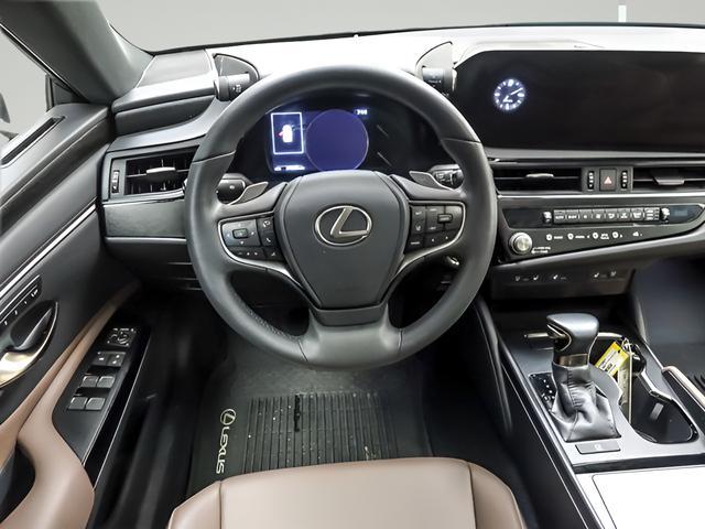 used 2023 Lexus ES 250 car, priced at $35,326