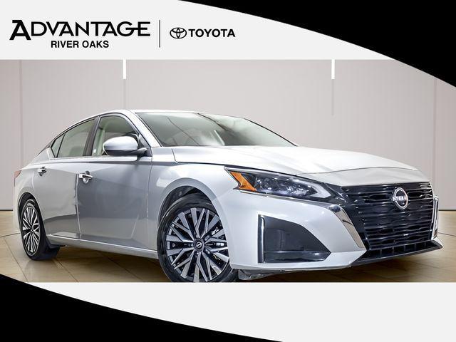 used 2023 Nissan Altima car, priced at $17,179
