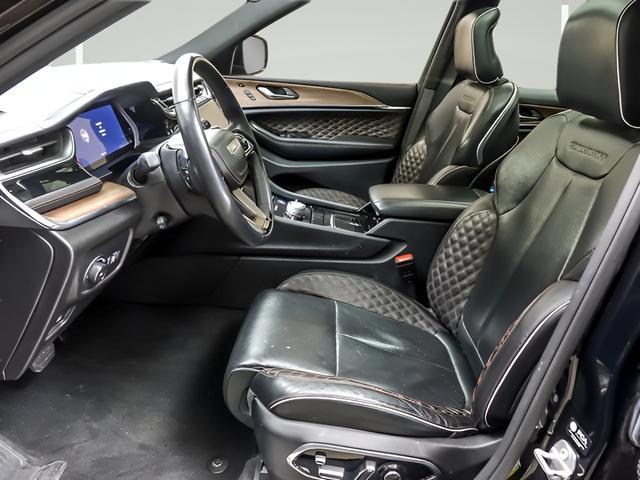 used 2023 Jeep Grand Cherokee car, priced at $32,544