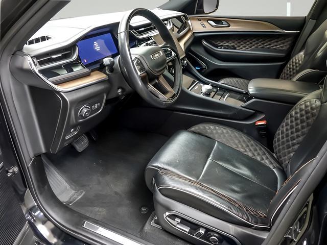 used 2023 Jeep Grand Cherokee car, priced at $32,544