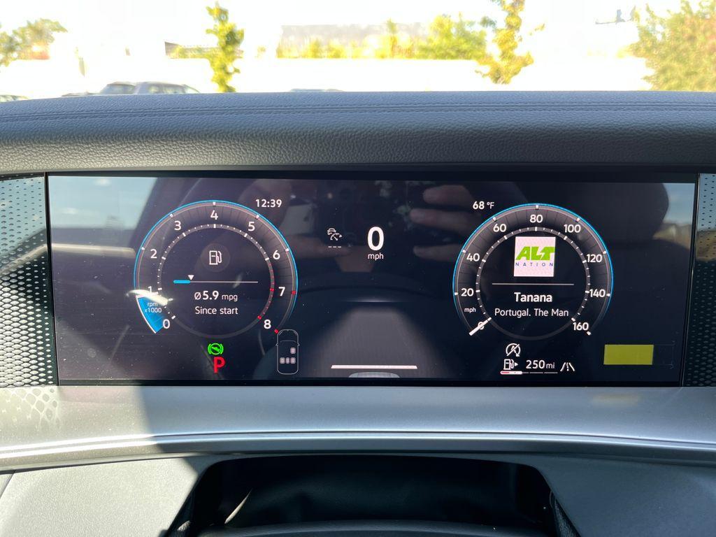 new 2026 Volkswagen Tiguan car, priced at $39,067