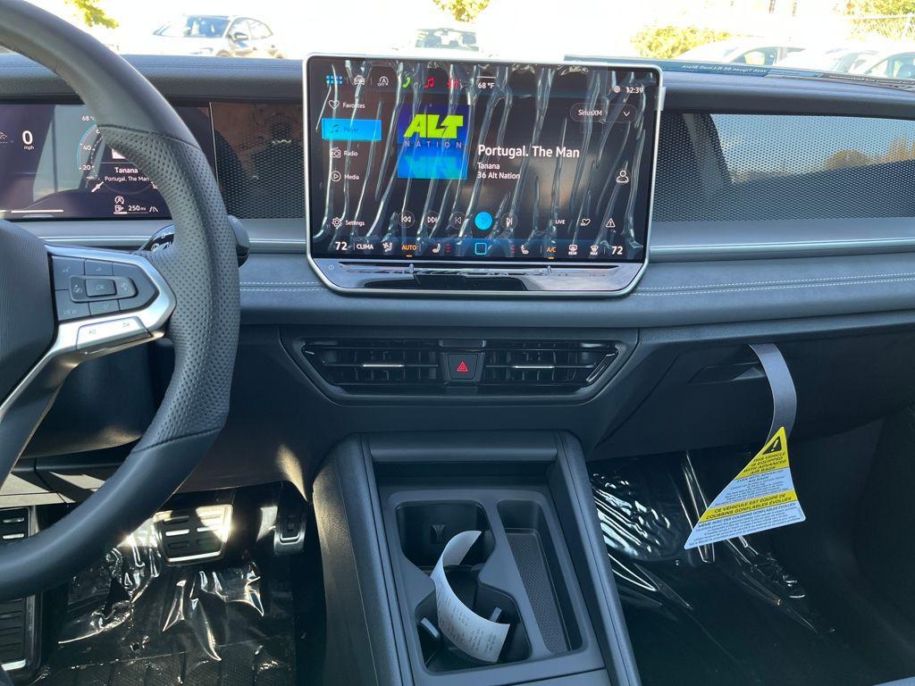 new 2026 Volkswagen Tiguan car, priced at $39,067