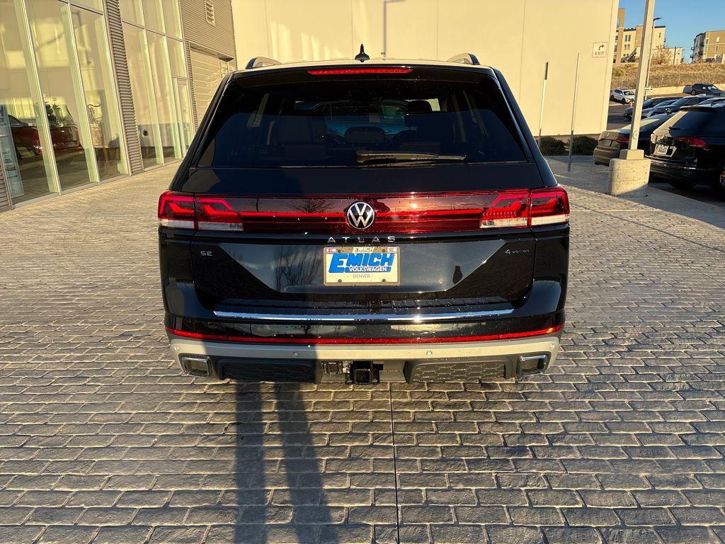 new 2026 Volkswagen Atlas car, priced at $45,522