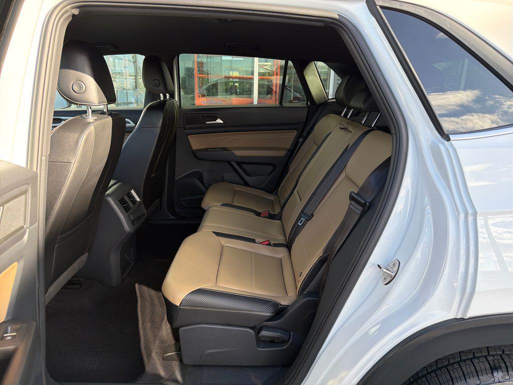 used 2022 Volkswagen Atlas Cross Sport car, priced at $24,919
