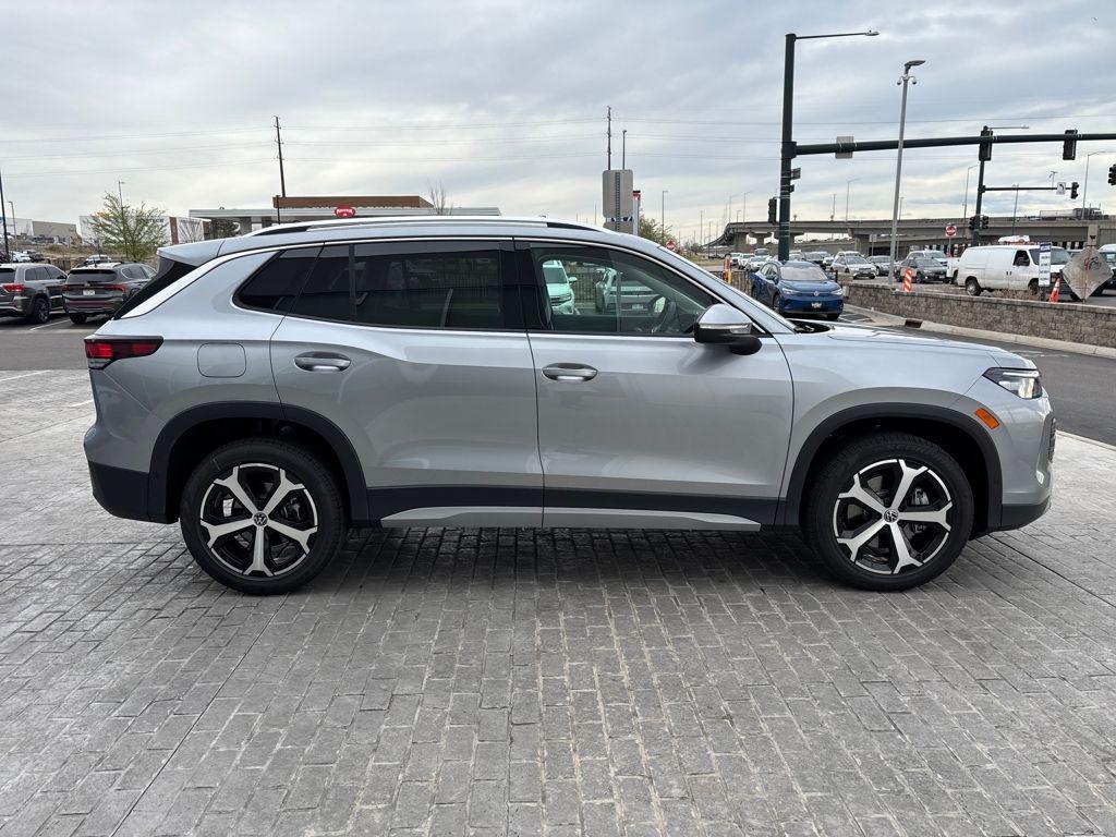 new 2026 Volkswagen Tiguan car, priced at $35,026