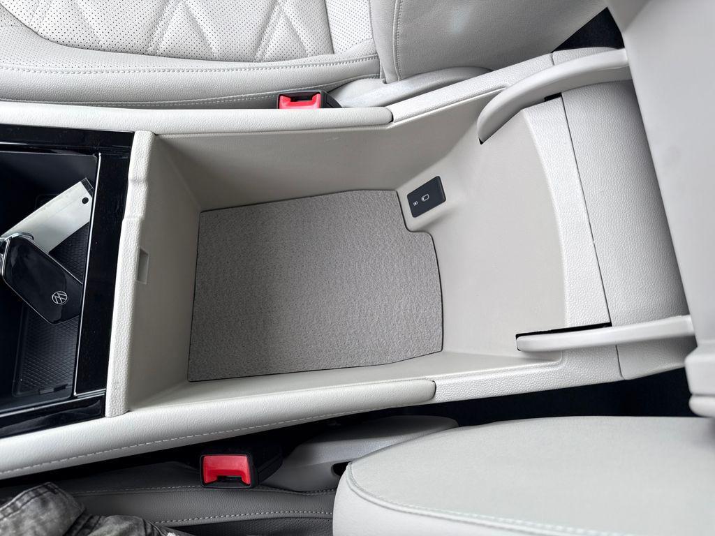 new 2026 Volkswagen Atlas car, priced at $44,503