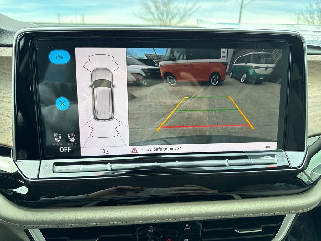 new 2026 Volkswagen Atlas car, priced at $44,503