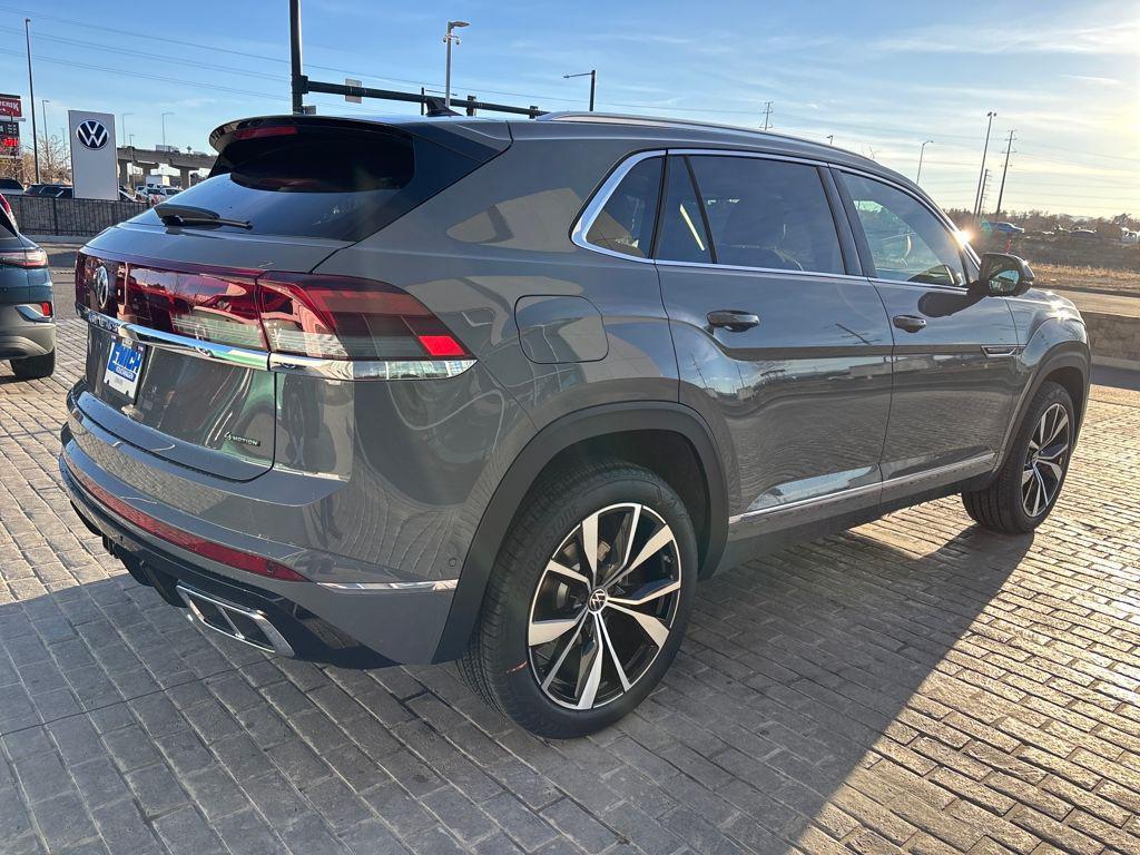 new 2026 Volkswagen Atlas Cross Sport car, priced at $51,871