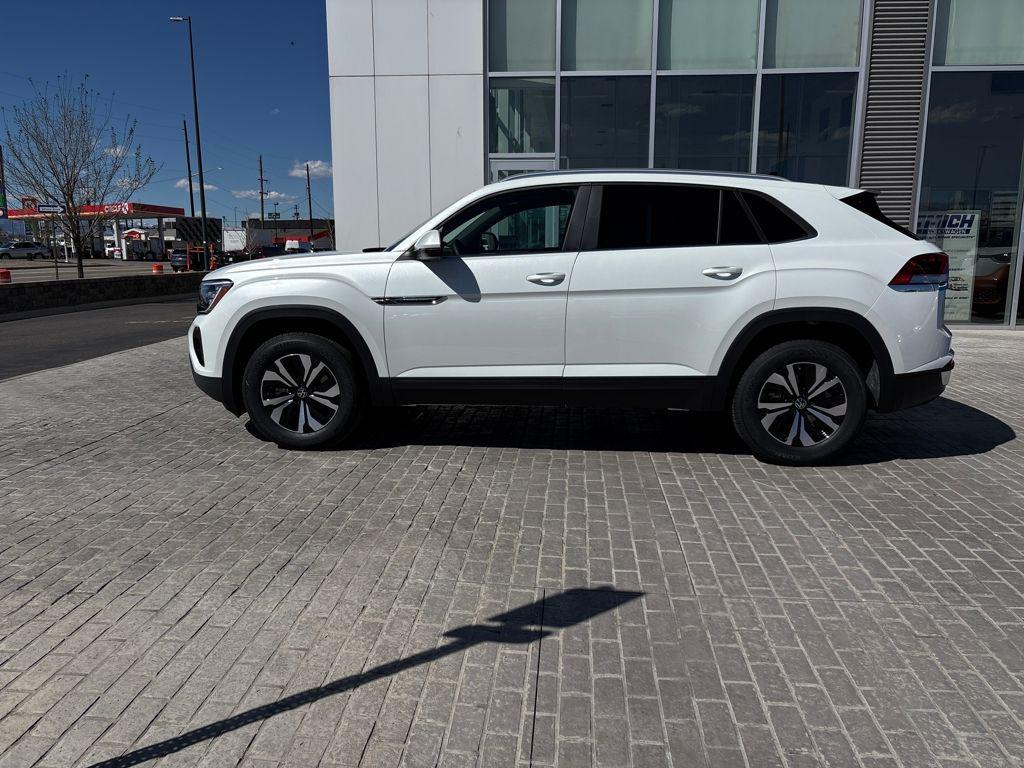 new 2026 Volkswagen Atlas Cross Sport car, priced at $37,563