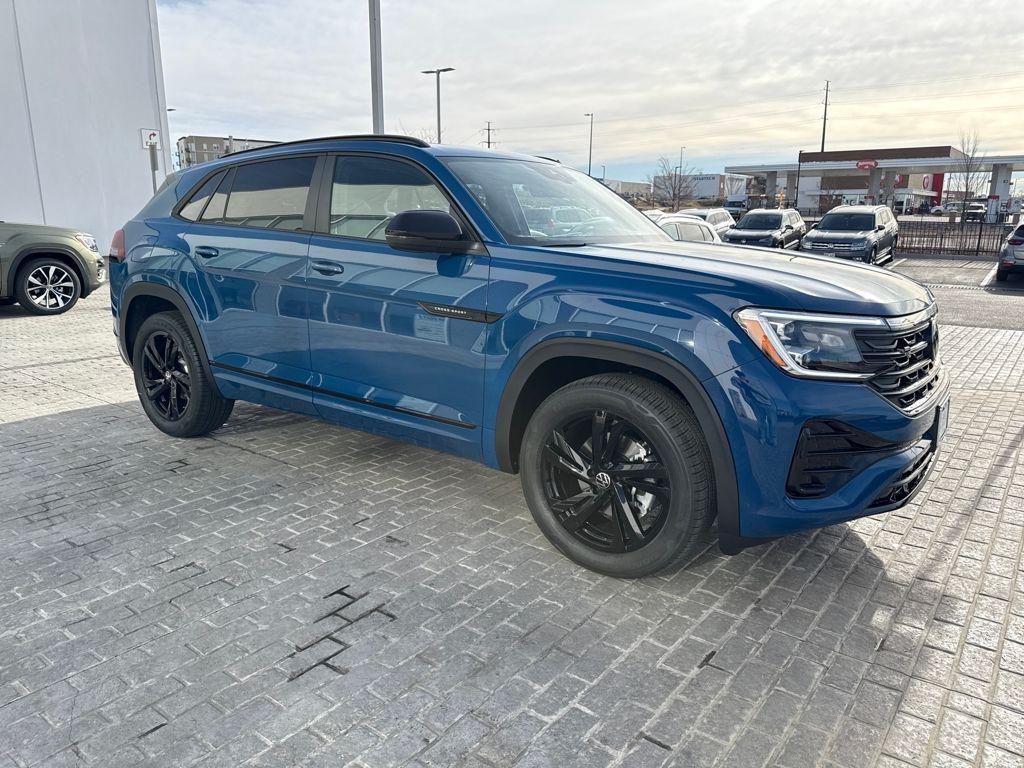 new 2026 Volkswagen Atlas Cross Sport car, priced at $48,892