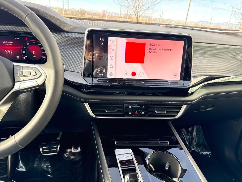 new 2026 Volkswagen Atlas Cross Sport car, priced at $48,892