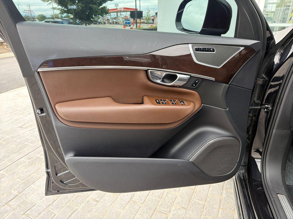 used 2019 Volvo XC90 car, priced at $20,619