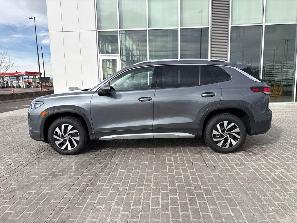 new 2026 Volkswagen Tiguan car, priced at $31,990