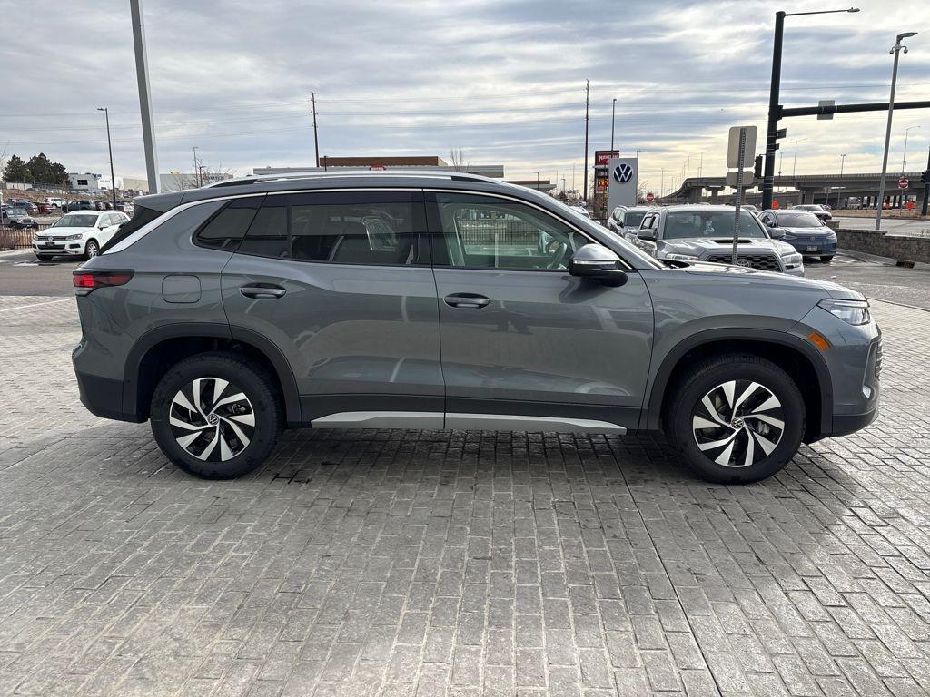 new 2026 Volkswagen Tiguan car, priced at $31,990