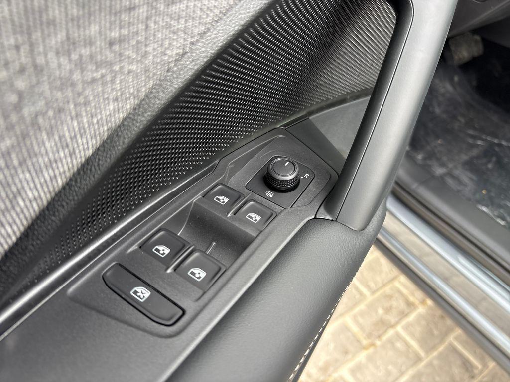 new 2026 Volkswagen Tiguan car, priced at $31,990