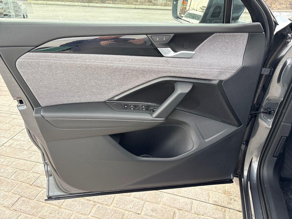 new 2026 Volkswagen Tiguan car, priced at $31,990