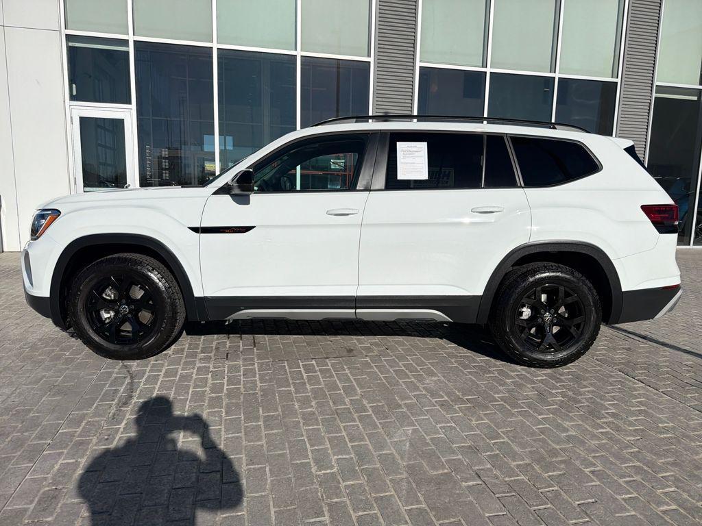 used 2025 Volkswagen Atlas car, priced at $39,009