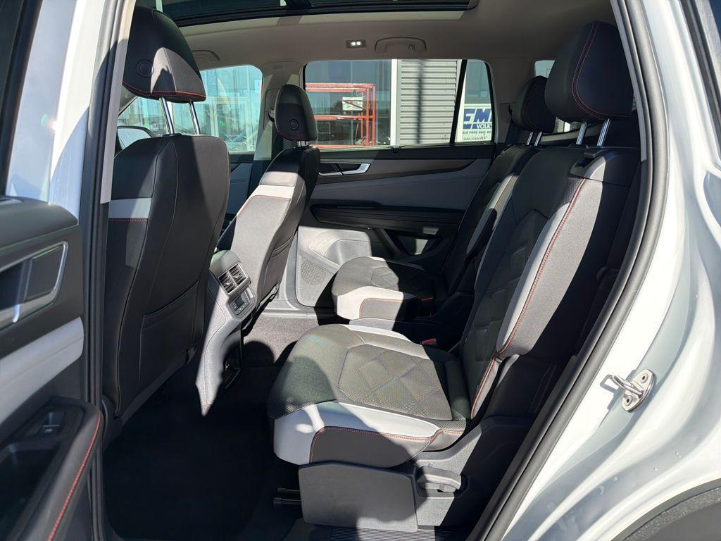 used 2025 Volkswagen Atlas car, priced at $39,009