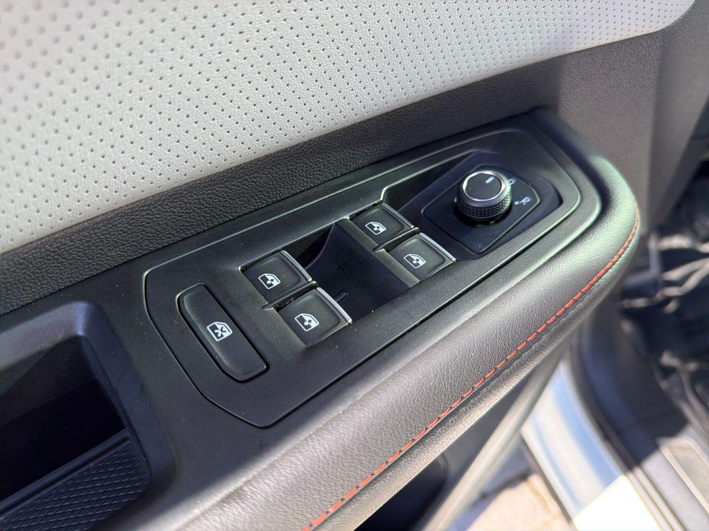 used 2025 Volkswagen Atlas car, priced at $39,009