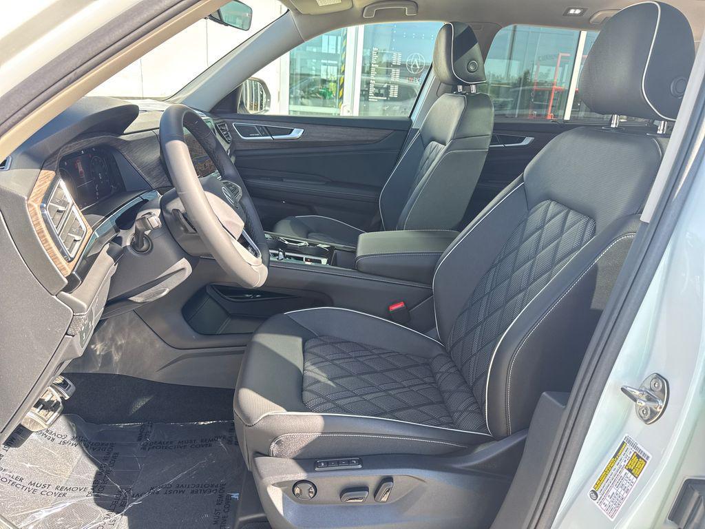 new 2026 Volkswagen Atlas car, priced at $52,151