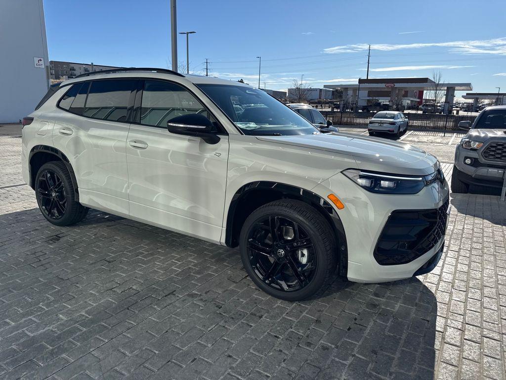 new 2026 Volkswagen Tiguan car, priced at $38,688